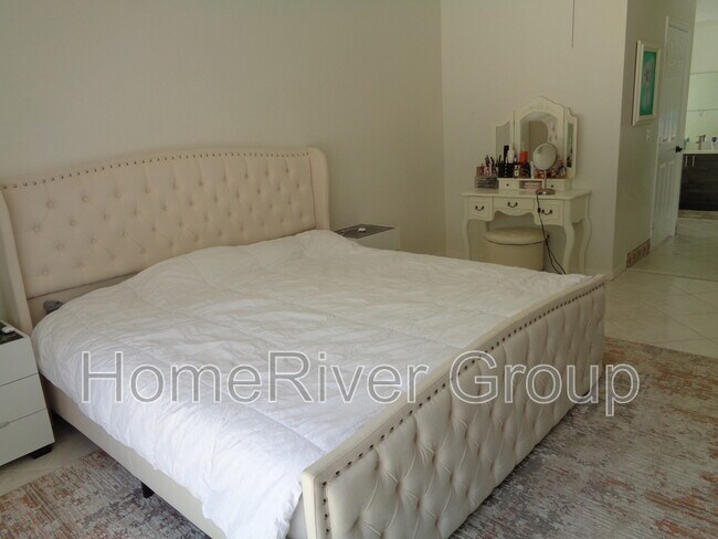 Foto del edificio - 11433 NW 49th Dr