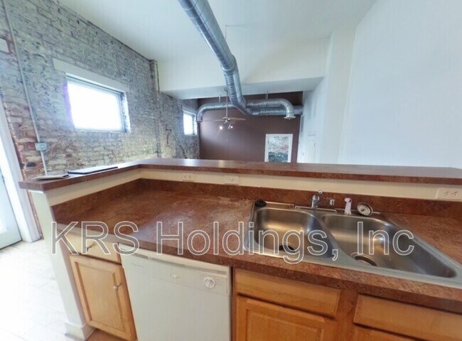 Foto del edificio - 301 Goshen St