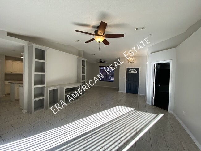 Foto del edificio - 2732 Beacon Ct