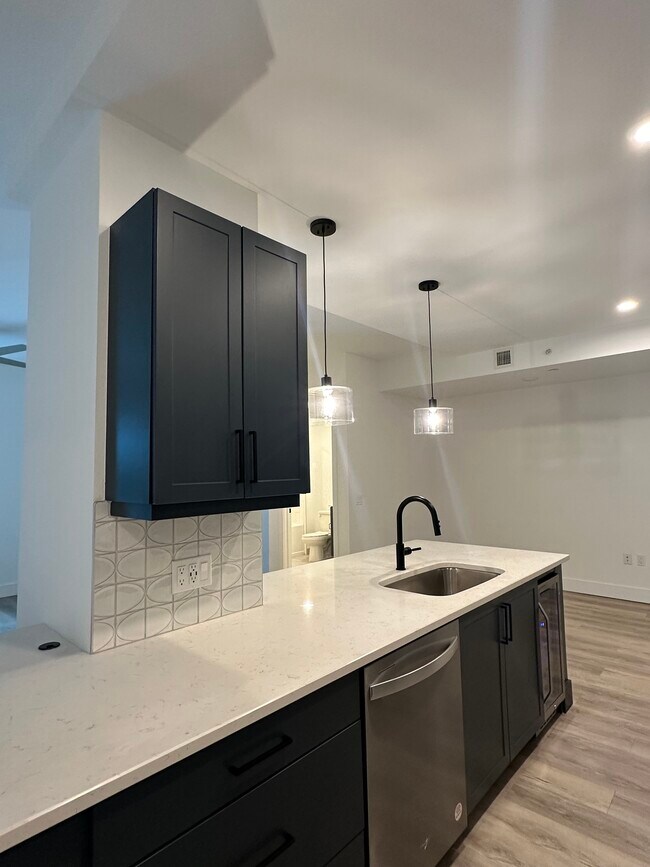 Foto del edificio - 79 NW 31st St