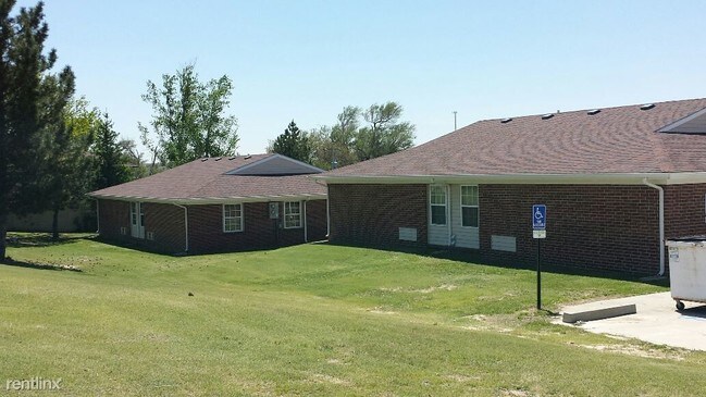 Building Photo - 2 br, 1 bath Apartment - Parkview Apartments