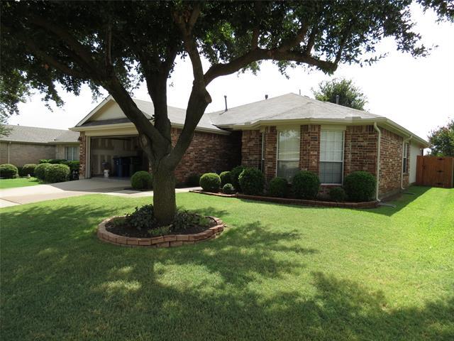 Primary Photo - 909 Topaz Dr