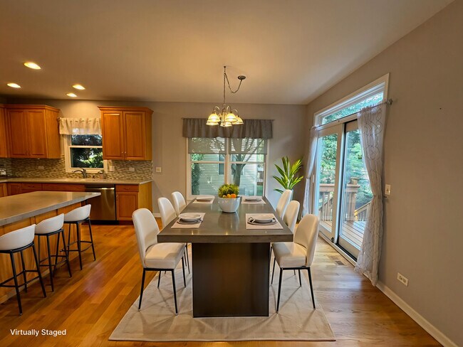 Building Photo - 1N061 Mission Ct