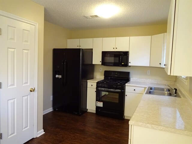 Foto del edificio - 4475 White Hill Place