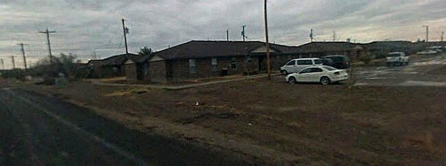 Foto del edificio - 900 Harmon Ave