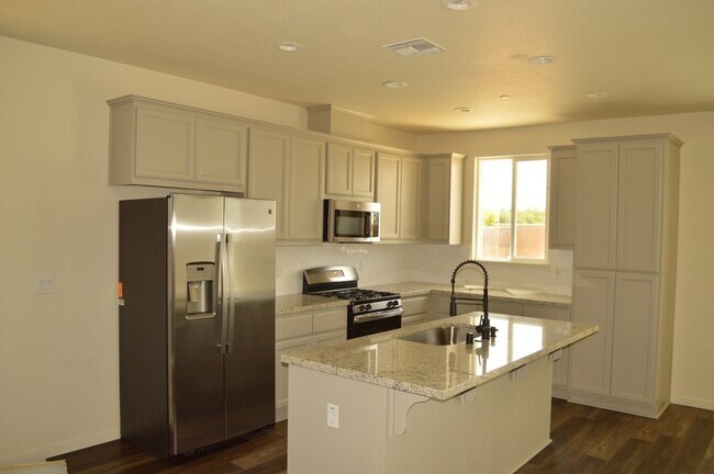 Building Photo - 808 Marybelle Ct