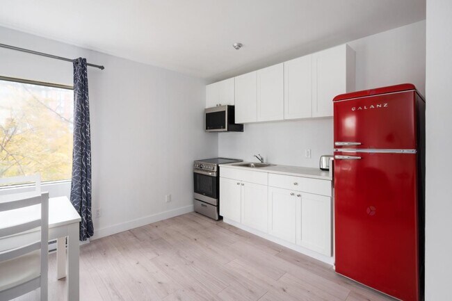 Photo du bâtiment - 1711 R. Saint-Denis