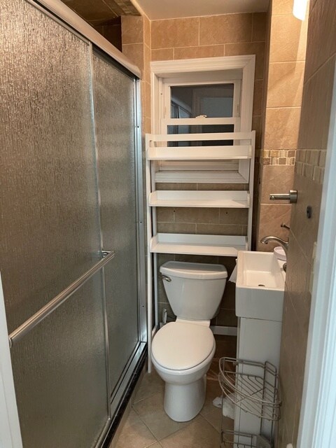 Bath - 105 McWhorter St