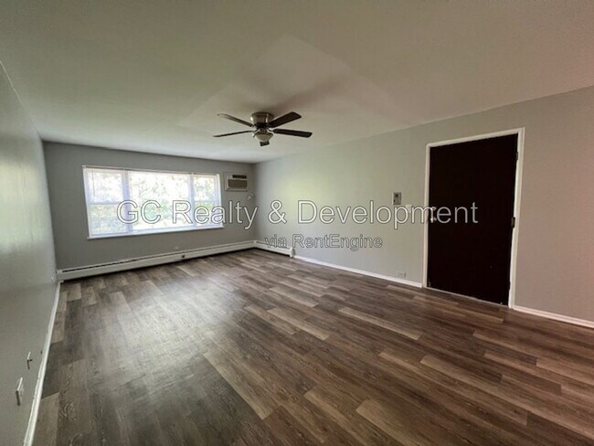 Building Photo - 314 N Warwick Ave