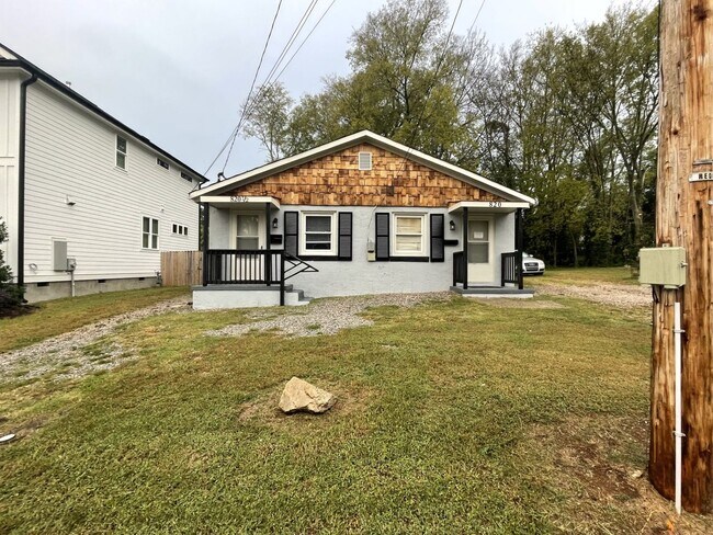 Building Photo - 1 Bd 1 Ba Duplex