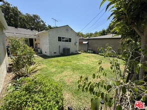 Building Photo - 12013 Dewey St