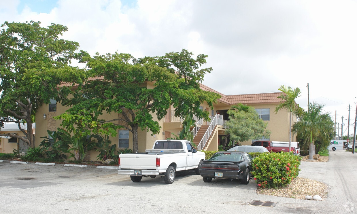 Building Photo - 61 NW 36th St