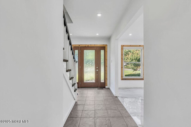 Foto del edificio - 34 Birmingham Dr