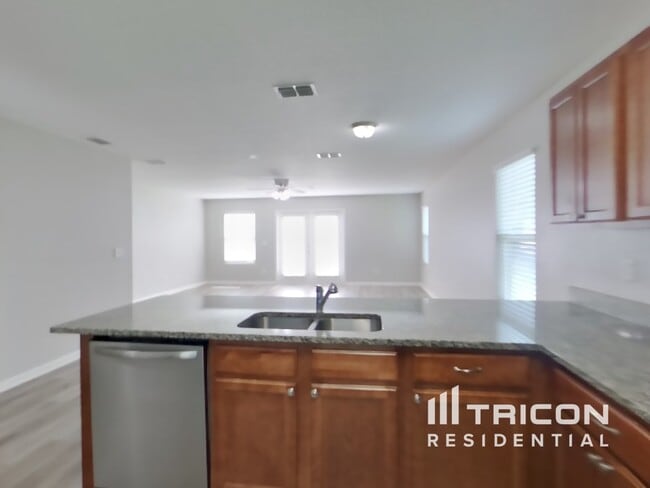 Building Photo - 4537 Glendas Meadow Dr