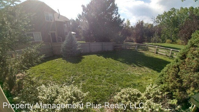Building Photo - 3 br, 2.5 bath House - 1000 Chestnut Drive