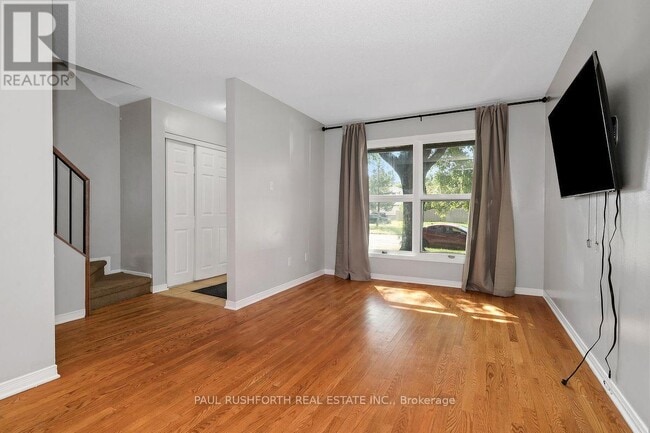 Building Photo - 2523 Hunters Point Crescent