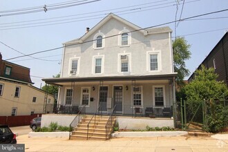Building Photo - 3505-7 Bowman St