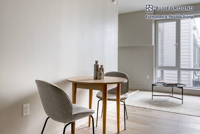 Foto del edificio - 1550 Soldiers Field Rd