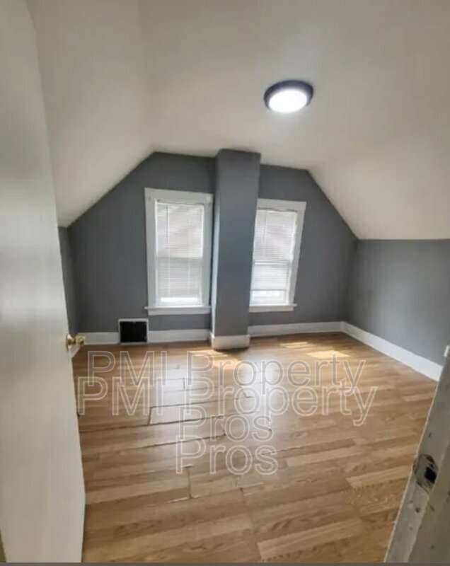 Foto principal - 3243 N 21st St