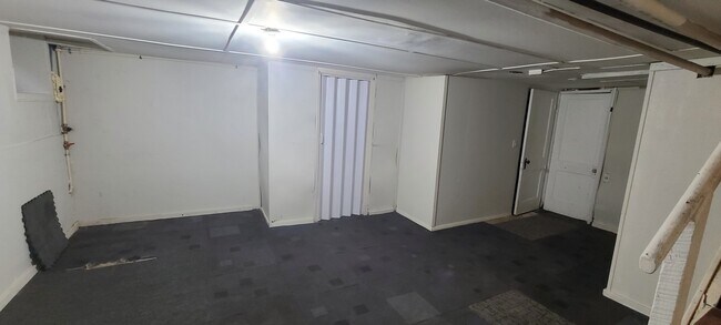 Foto del edificio - 2433 Shirley Ave