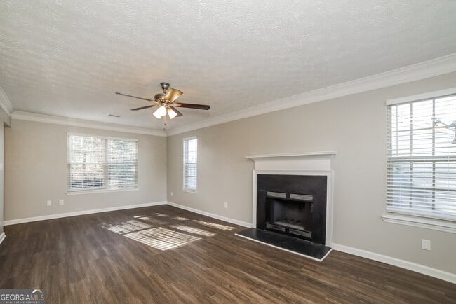 Building Photo - 7013 Grinder Dr