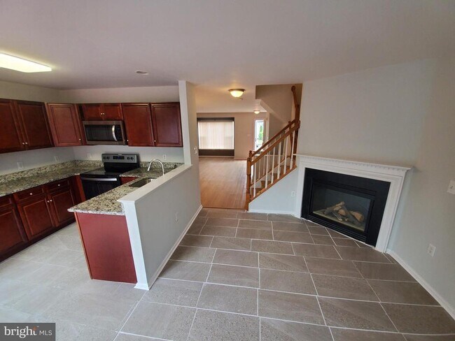 Foto del edificio - 3344 Vineland Pl
