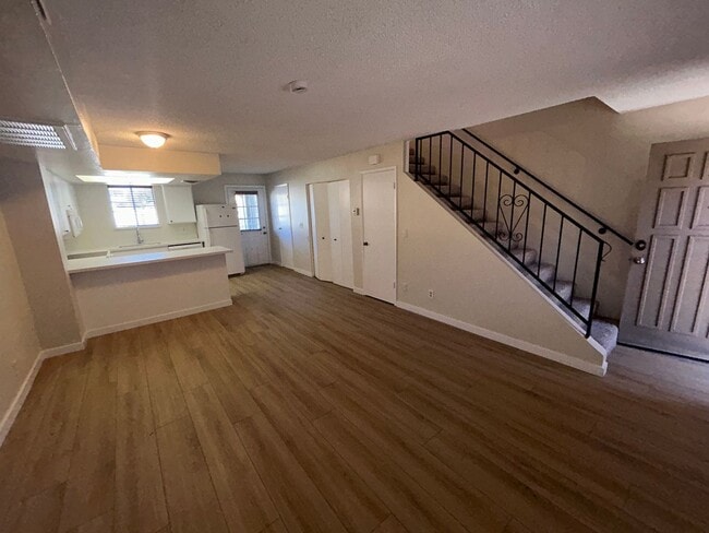 Foto del edificio - 6104 W Townley Ave