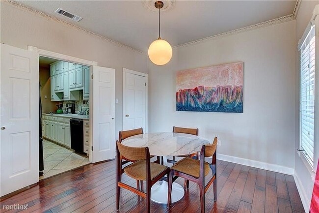 Building Photo - 2 br, 2.5 bath  - 1626 Palma Plz Apt 10