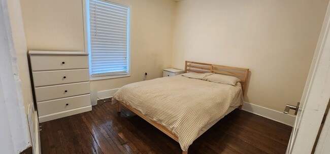 Foto del edificio - 8410 Brush St