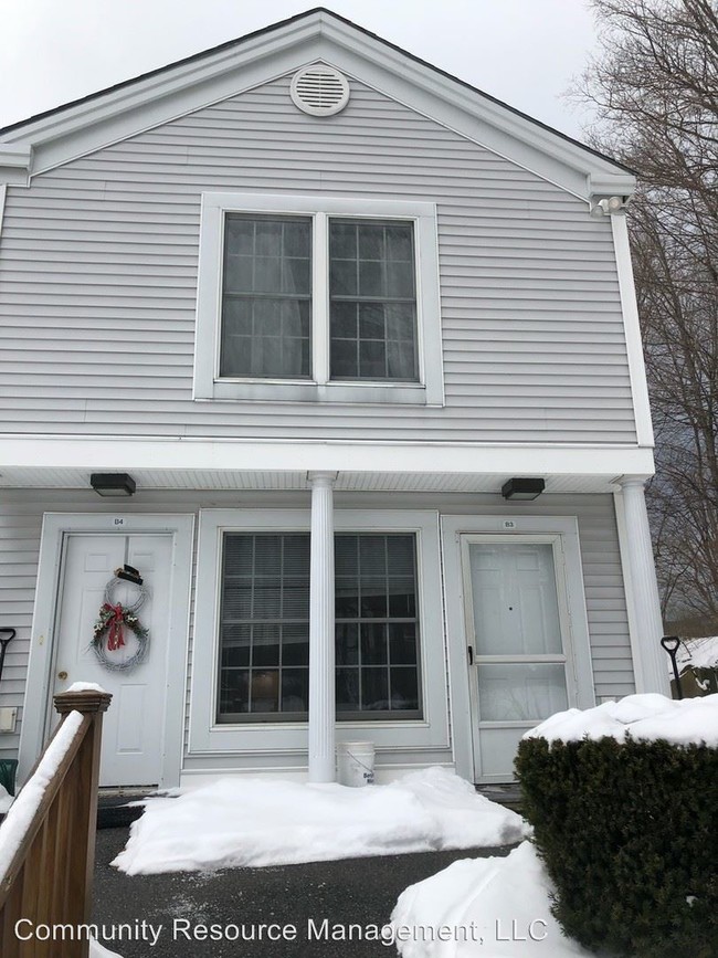 Building Photo - 2 br, 1.5 bath House - 432 South Street, B-3