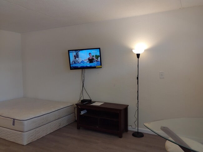 Building Photo - 2506 S Ocean Blvd