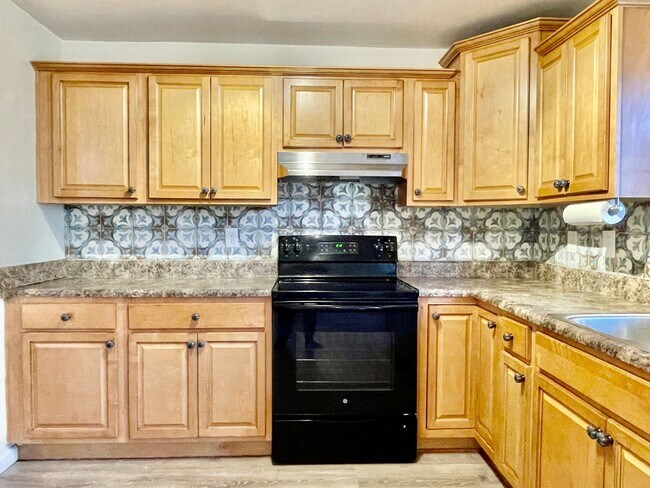 Building Photo - Austell Rental- Open House Saturday Feb 22...