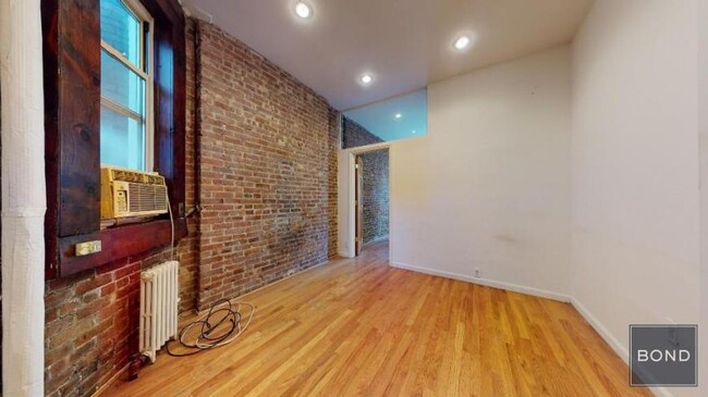 Building Photo - 1 bedroom in NEW YORK NY 10128