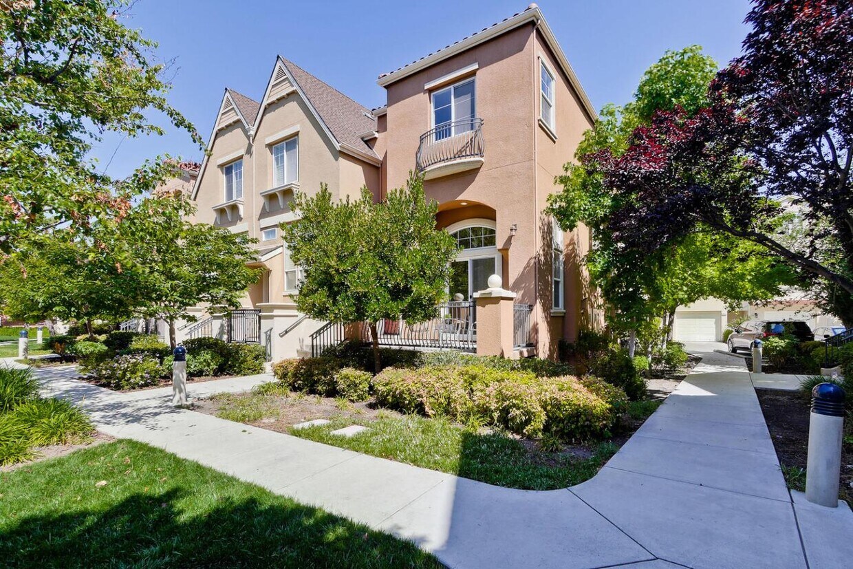 4026 Fitzpatrick Way, Santa Clara, CA 95054 Townhome Rentals in Santa