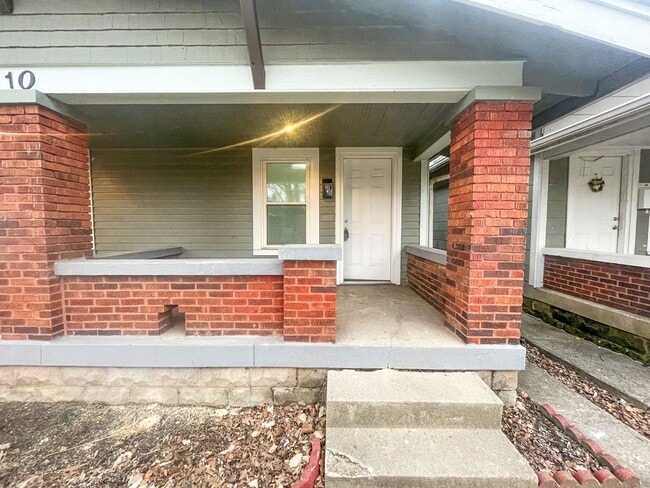 Photo - 712-712 N Bosart Ave Apartment