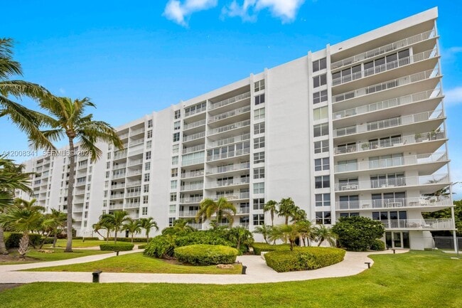 Foto del edificio - 607 Ocean Dr
