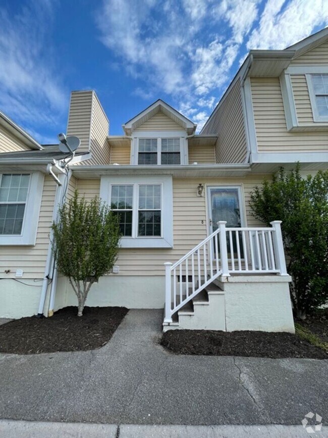 Springbrook Park Apartments for Rent with a Swimming Pool Alcoa, TN