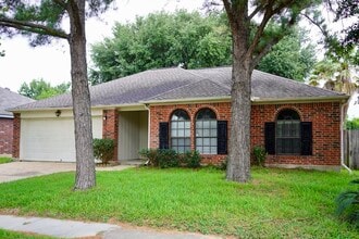 Building Photo - 21906 Calderbrook Dr