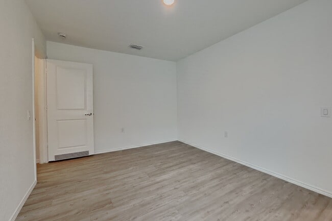 Building Photo - 4446 Emma Way