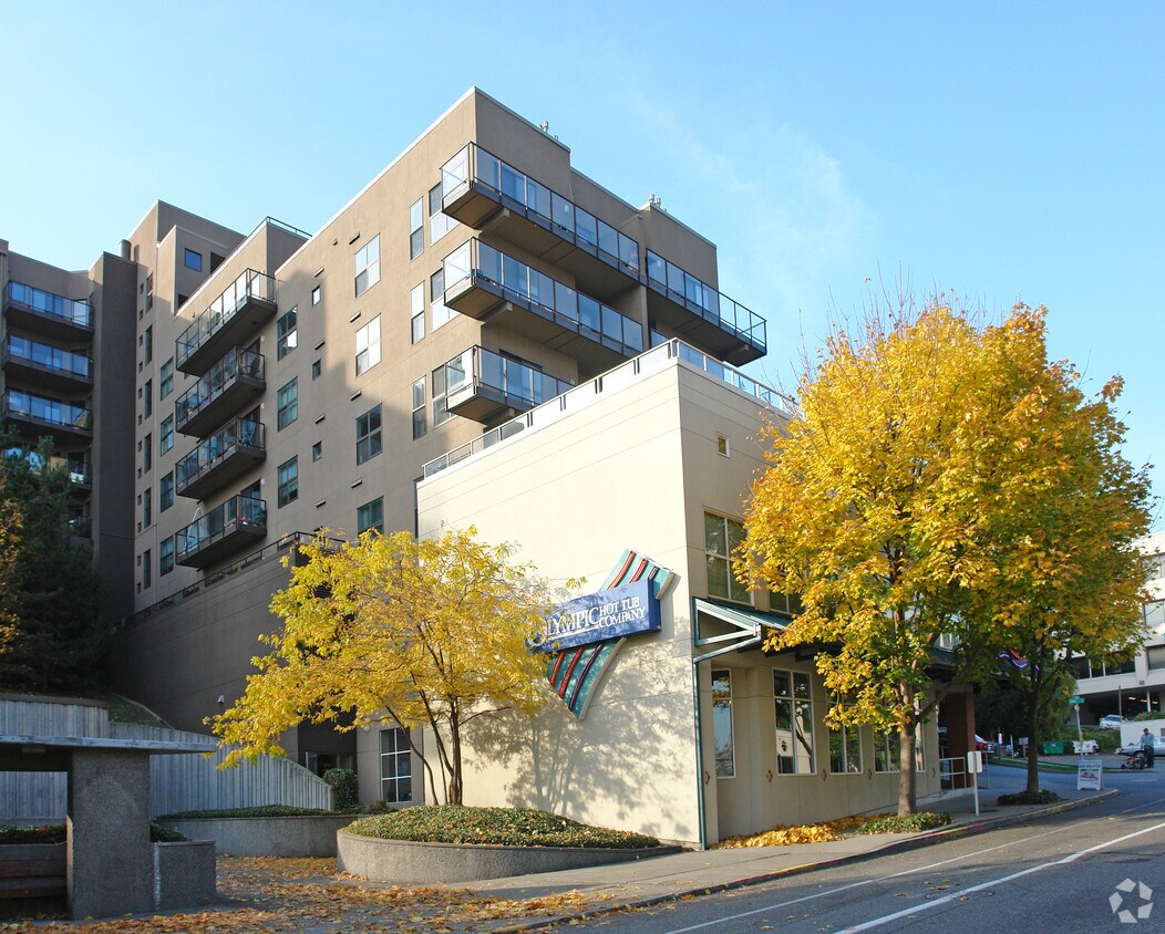 Nautica Condominiums Apartments in Seattle, WA