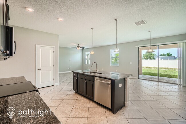 Building Photo - 12223 Ballentrae Forest Drive, Riverview, ...