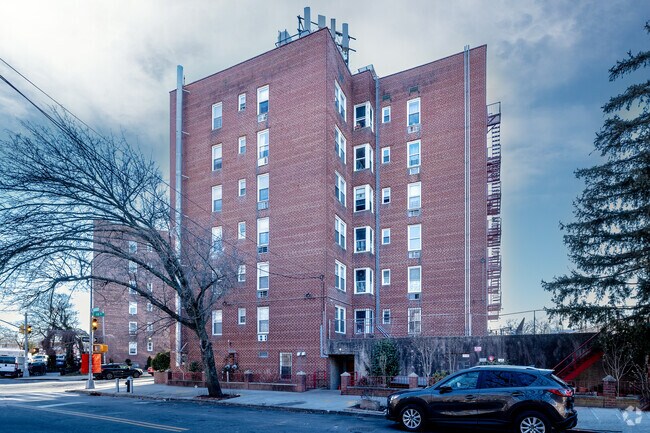 Foto del edificio - 8525 68th Rd