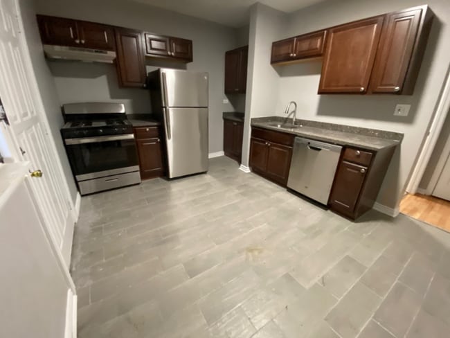 Photo - 6353 S Richmond St (Chicago, IL) Apartment