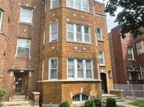 Building Photo - 7743 S East End Ave