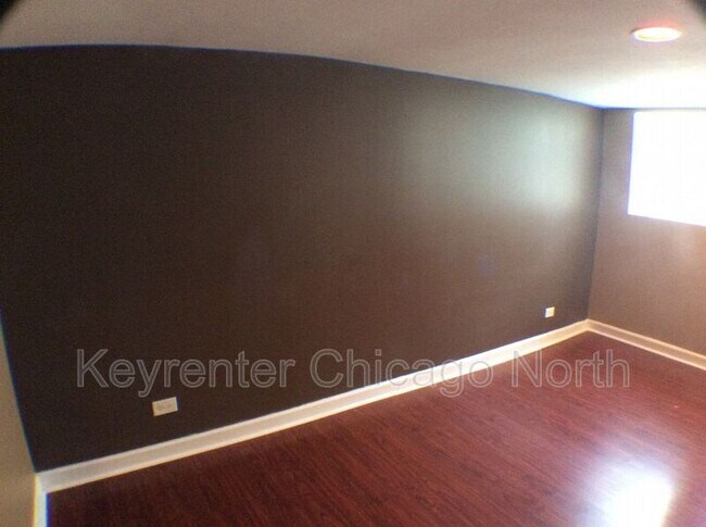 Foto del edificio - 3549 W Ainslie St