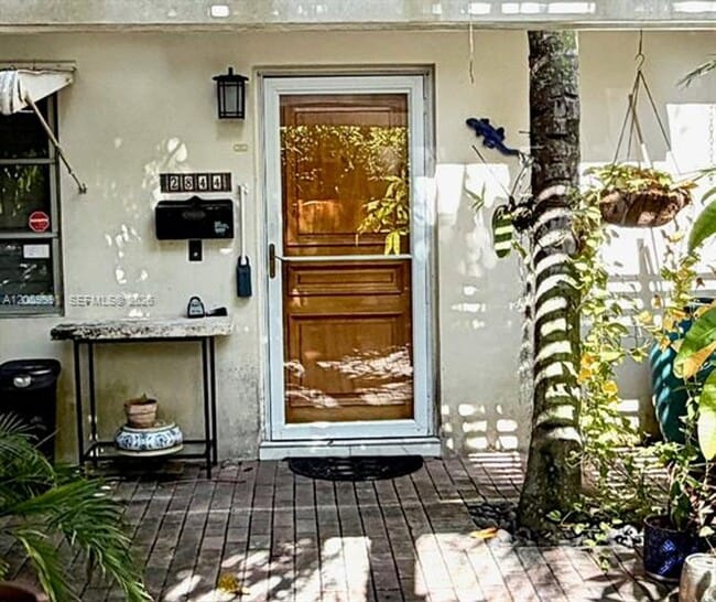 Photo - 2844 Coconut Ave cu-A House