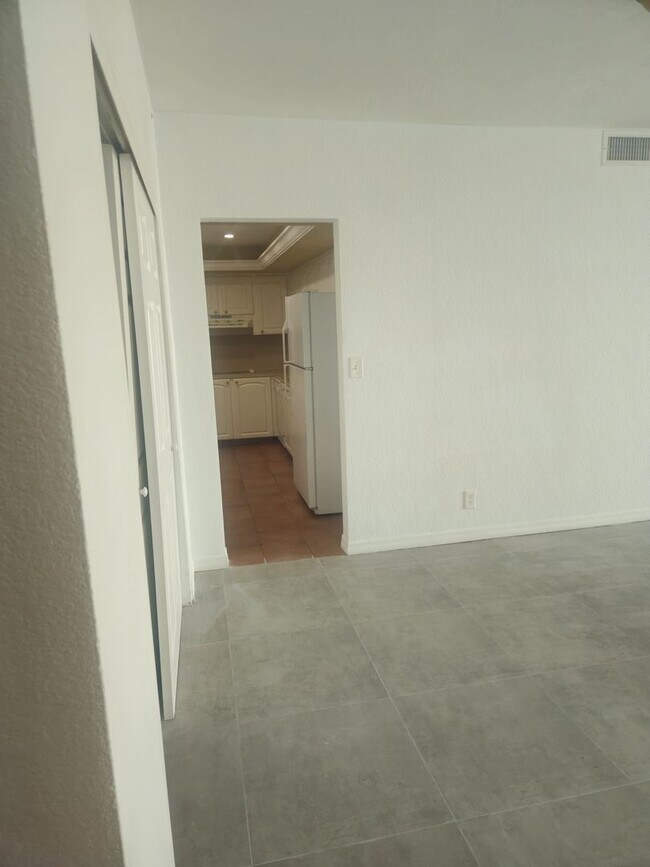 Foto del edificio - 3801 S Ocean Dr