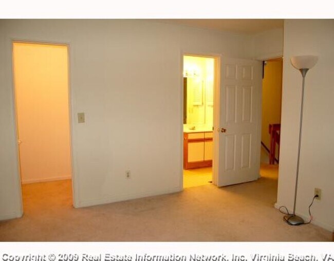 Building Photo - 4605 Flicka Ct