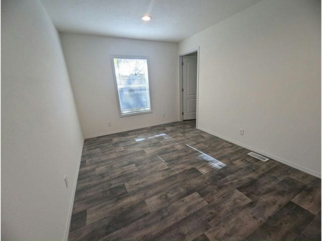 Building Photo - 109 Lynn Ln