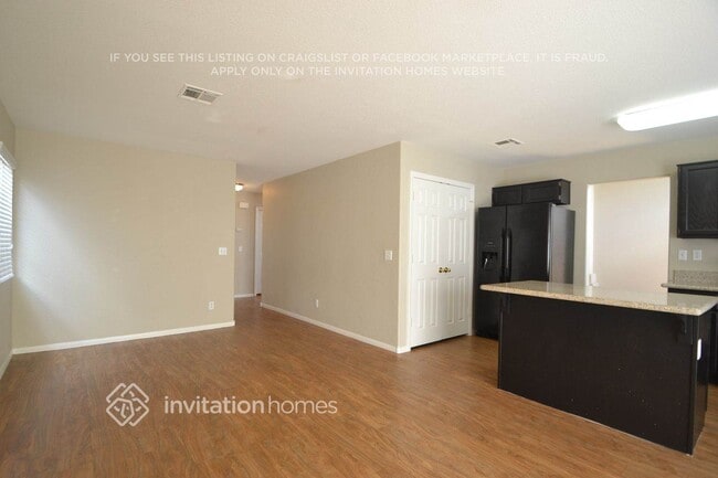 Building Photo - 7413 Sunspot Dr